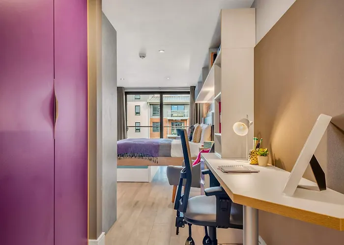 Apartamento Practical For 2 In Leeds, Free Breakfast