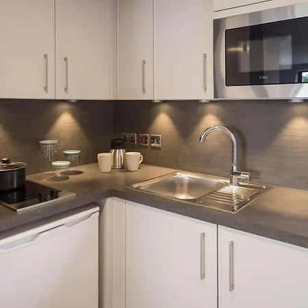 Practical For 2 In Leeds, Free Breakfast Apartment Leeds (West Yorkshire)